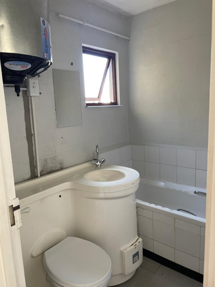 2 Bedroom Property for Sale in Stoneydrift Eastern Cape